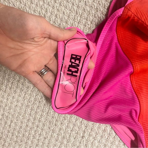 NWT Beach Riot Set: XS Top; Medium Bottom - Picture 3 of 3